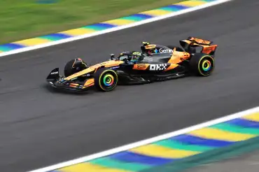Norris gana Gran Premio de São Paulo; Verstappen remonta desde pitlane al podio