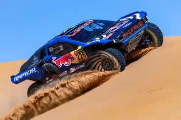 Ford afina el Raptor T1+ para su segundo Dakar en Arabia