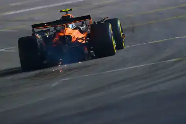 FIA descalifica a ambos McLaren del Gran Premio de Las Vegas
