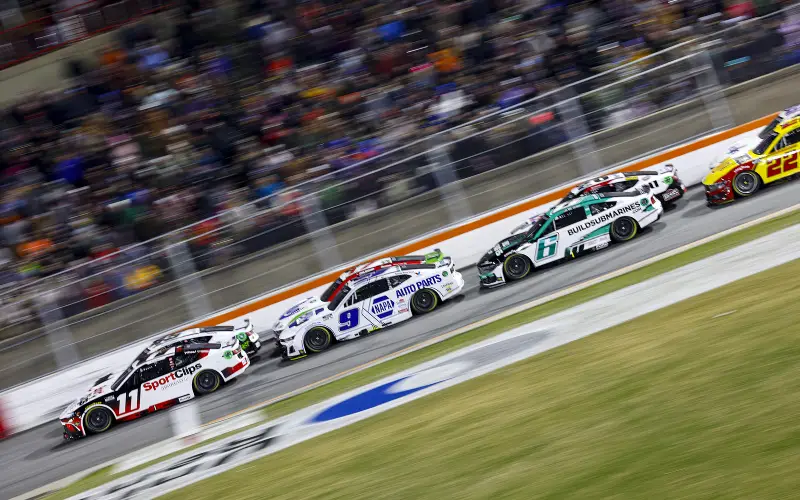 Tormenta invernal obliga a NASCAR posponer el Clash