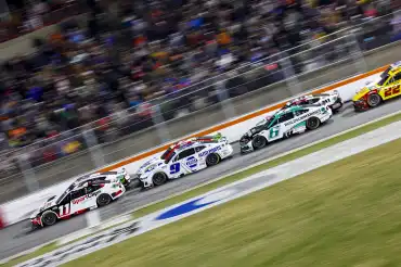 Tormenta invernal obliga a NASCAR posponer el Clash