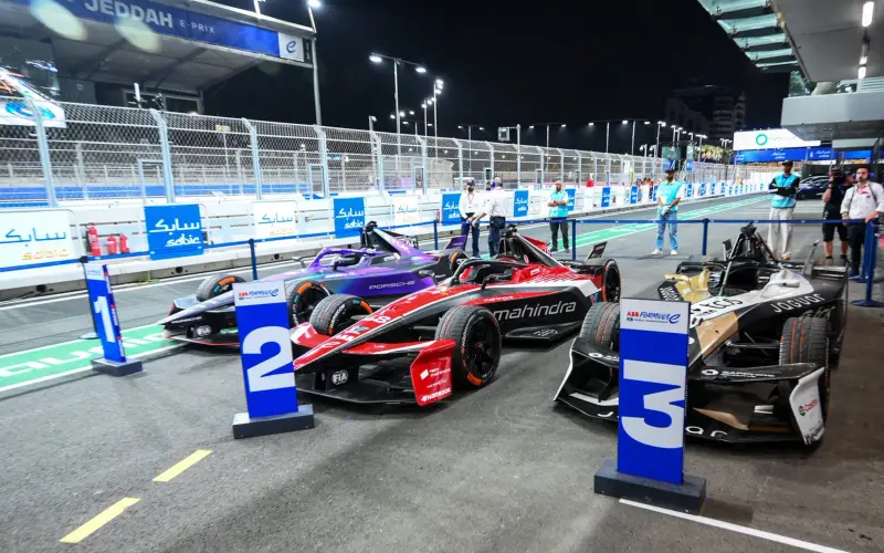 Pascal Wehrlein gana en Jeddah y desplaza a Cassidy del liderato de Formula E