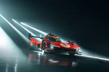 Ferrari devela el 499P 2026 para el WEC sin cambios respecto al año pasado
