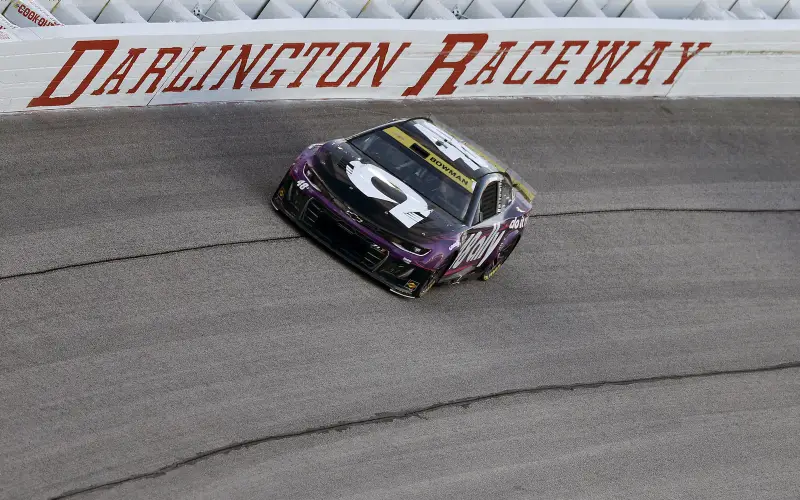 Bowman tampoco estará en Las Vegas y suma dos ausencias por vértigo