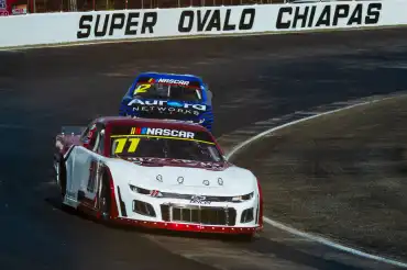 Segunda victoria consecutiva de García Jr. en NASCAR México 2026
