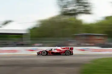 Toyota gana las 6 Horas de Imola y arranca el WEC 2026 con el TR010 Hybrid