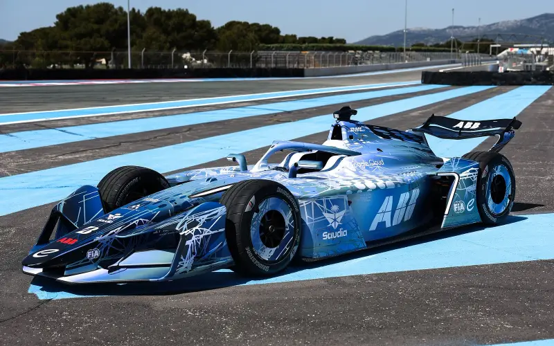 GEN4 de Formula E rueda por primera vez en Paul Ricard