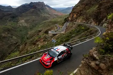 Ogier gana en Islas Canarias y Evans retoma el liderato del WRC