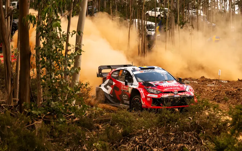 Solberg toma el mando en Portugal con ventaja mínima sobre Fourmaux
