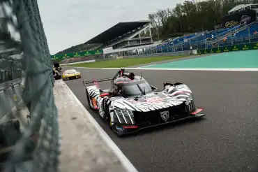 El 9X8 arranca desde la pole en Spa, la primera de Peugeot en Hypercar del WEC