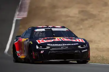 Shane van Gisbergen gana en Sonoma y llega a ocho victorias en la NASCAR Cup Series