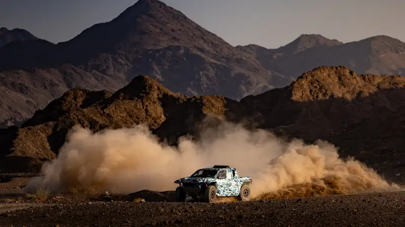 Toyota llevará un Hilux de pila de hidrógeno al Dakar 2027