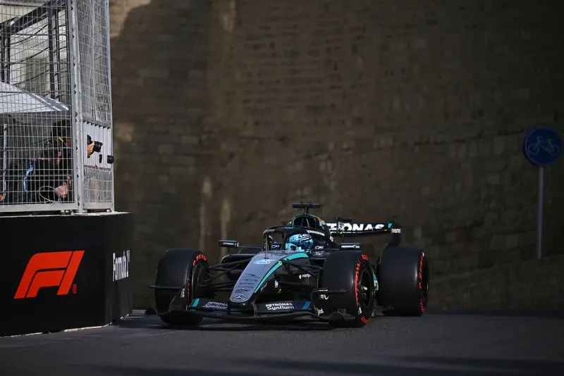 Russell gana el Gran Premio de Azerbaiyan de Formula 1 en Baku